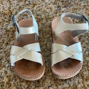 Good Freshly Picked size 6